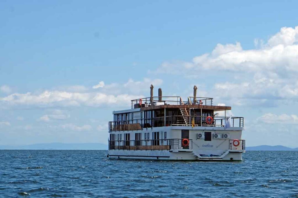 Kreuzfahrtsschiff Kariba-See