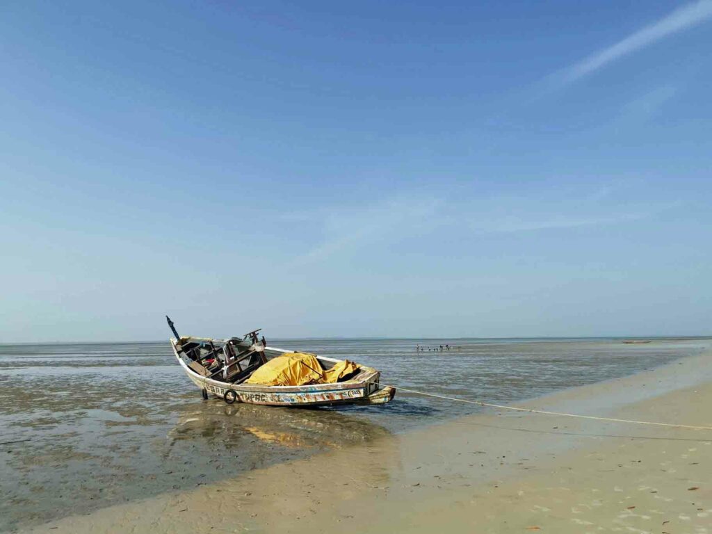 Fischerbott am Strand, guinea-bissau