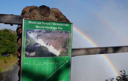 Vicotoriafälle World Heritage Site Schild