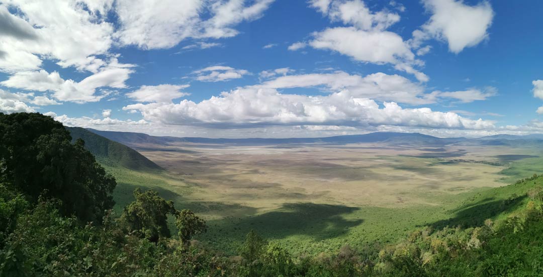 Panoramablick auf den Ngorongoro Krater