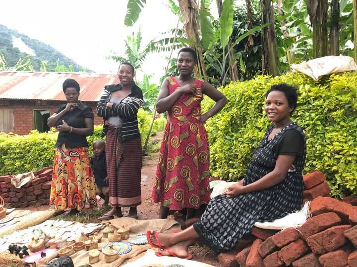 Verkäuferinnen in Uganda